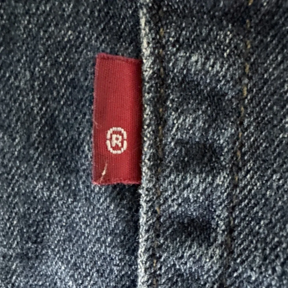 Levis 505 Jeans Mens 34x30 Blue Medium‎ Wash Straight Leg Regular Fit Zip Fly